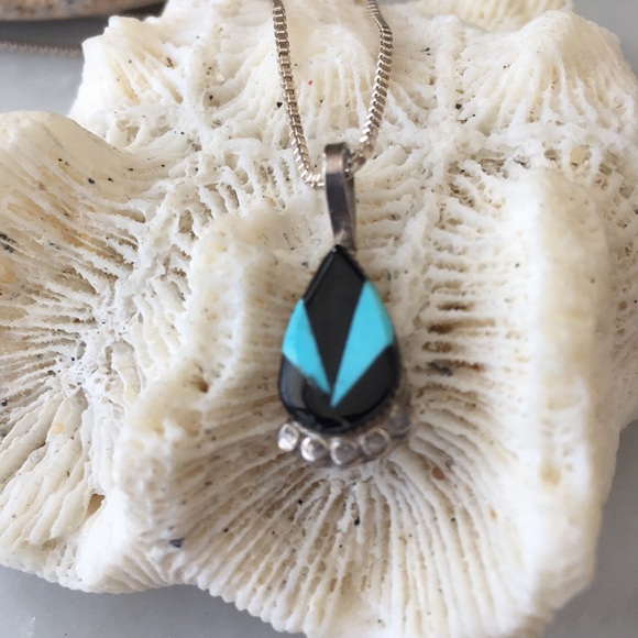 Vintage Zuni Native American Turquoise Jet Pendant - Picture 1 of 8